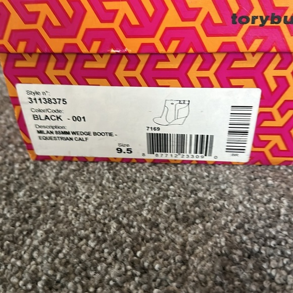 Tory Burch Milan wedge bootie, equestrian Calf boot.  Size 9.5 - Picture 3 of 7